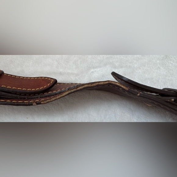 Dooney and Bourke Vintage Florentine Brown Leather Kingston Hobo Bag - Picture 15 of 16